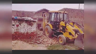 Allahabad High Court के आदेश पर सरकारी बुलडोजर ने क्यों ढाह दिए Ghazipur में 12 मकान? जानिए पूरा मामला