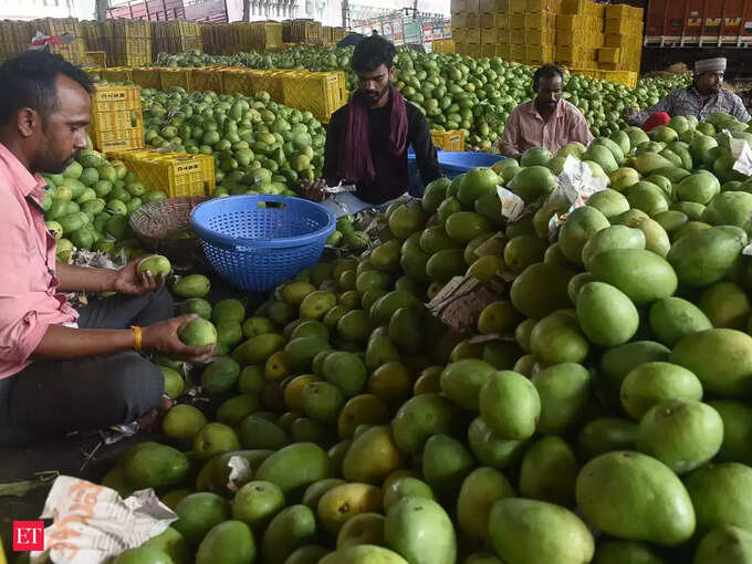 ​2000 के नोटों ने बढ़ा दी आम की बिक्री​