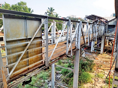 विद्याविहारमध्ये रेल्वेवरील सर्वात लांब गर्डर; तब्बल इतके हजार मेट्रिक टन वजन