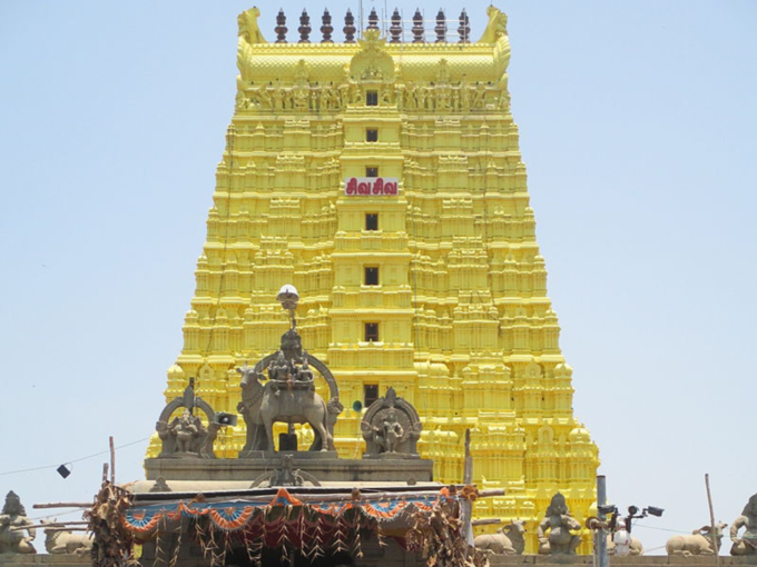 ರಾಮನಾಥ ಸ್ವಾಮಿ ದೇವಾಲಯ, ರಾಮೇಶ್ವರಂ:​