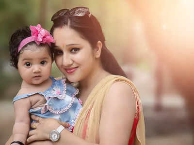 Bengali Baby Names: ছোট্ট সোনার জন্যে আধুনিক নাম খুঁজছেন? শিব-পার্বতীর সেরা নামের তালিকা রইল আপনার জন্যে