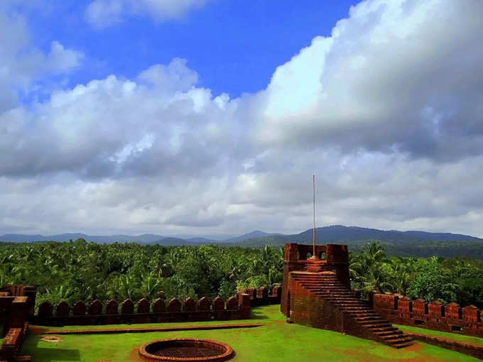 ಮಿರ್ಜಾನ್ ಕೋಟೆ