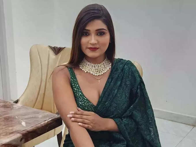 akansha