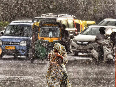ಬೆಂಗಳೂರು ನಗರ, ಗ್ರಾಮಾಂತರ ಜಿಲ್ಲೆ, ಮಂಡ್ಯದಲ್ಲಿ ಗುಡುಗು ಬಿರುಗಾಳಿ ಸಹಿತ ಭಾರೀ ಮಳೆ