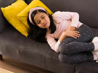 Stomach Pain in Kids: পেটে ব্যথায় কষ্ট পাচ্ছে সন্তান? ৫ টোটকাতেই করে ফেলুন সমস্যার সমাধান