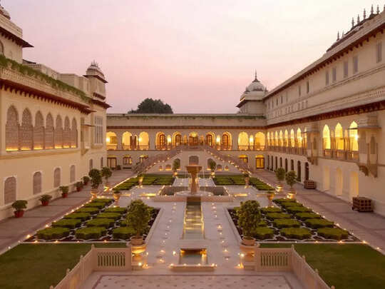 Best Hotel In Jaipur Rambagh Palace,जयपुर का ये होटल बना विश्व का नंबर 1,  आलिशान कमरों के एक रात का किराया सुन बेचनी पड़ जाएगी गाड़ी - jaipur rambagh  palace rajasthan become