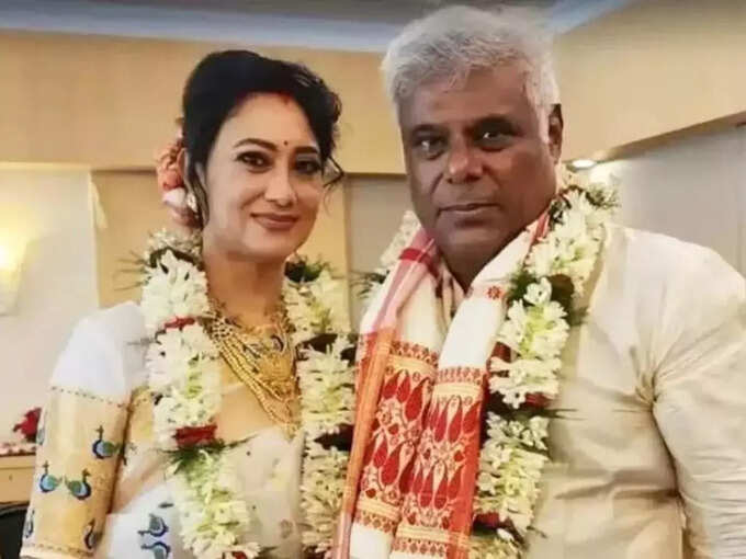 ashish vidyarthi rupali wedding photo