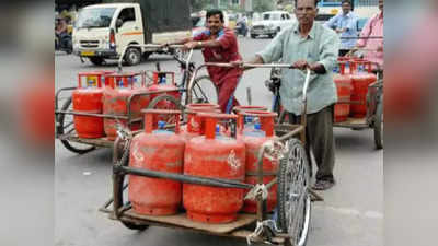 LPG Price Cut: মাসের শুরুতেই কলকাতায় কমল এলপিজি গ্যাসের দাম! নতুন সিলিন্ডারে খরচ কত? জেনে নিন