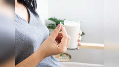 ​दूध के साथ भूलकर भी ना खाएं ये 4 दवाएं, नहीं तो बीमारी में पड़ जाएंगे लेने के देने
