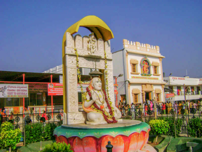 Sri Raghavendra Swamy Mutt: ಕೇವಲ 34 ದಿನಗಳಲ್ಲೇ ಕೋಟಿ ಕೋಟಿ ಕಾಣಿಕೆ ಪಡೆದ ರಾಯರ ಮಠ..!