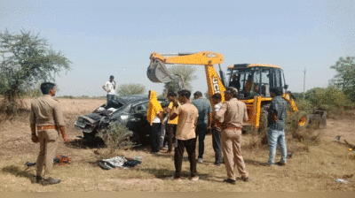 Banda Accident: स्‍टेयरिंग फेल होने से पलट गई Hyundai Verna कार, कानपुर की महिला जज और डॉक्‍टर पति घायल