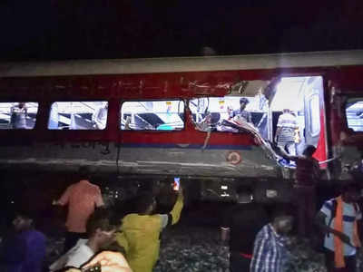 Odisha Train Accident : ओडिशा रेल्वे अपघातातील मृतांच्या संख्येत वाढ, २३३ जणांचा मृत्यू, ९०० हून अधिक जखमी