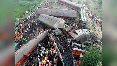 Odisha Accident: कोरोमंडल १२८ च्या वेगाने धडकली अन् डबे पत्त्यासारखे विखुरले; रेल्वेने सांगितलं अपघाताचं कारण