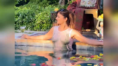 Pooja Batra Pool Video: इन्होंने अंदर कुछ नहीं पहना क्या?, पूल में पूजा बत्रा को देख लोग पूछ रहे अजीब से सवाल