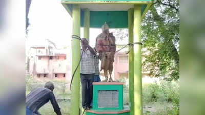 செங்கம் அரசு பள்ளியில் காந்தி சிலை உடைப்பு - திருவண்ணாமலையில் பரபரப்பு