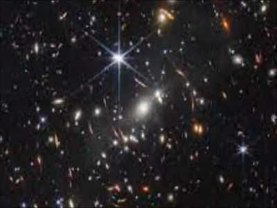NASA News : जेम्स वेब स्पेस टेलिस्कोपची कमाल, एकाच फोटोत सामावल्या ४५ हजार आकाशगंगा