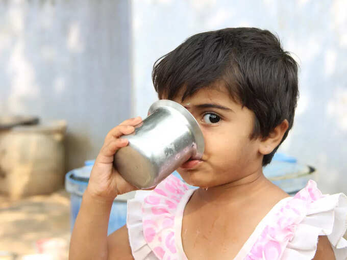 ಸೋಂಕುಗಳ ವಿರುದ್ಧ ಹೋರಾಡುತ್ತದೆ