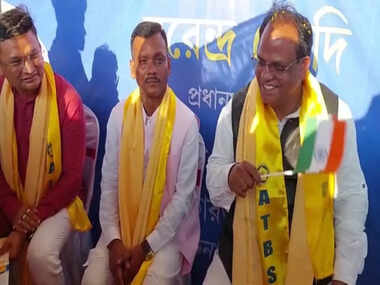 Plaint filed against John Barla for ‘disrespecting national flag’ Plaint filed against John Barla for ‘disrespecting national flag’