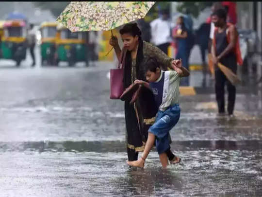 Cyclone Biparjoy: આજે રાજ્યમાં વાવાઝોડા સાથે છુટાછવાયા વરસાદની આગાહી; સૌરાષ્ટ્રમાં મેઘરાજા કરશે તોફાની બેટિંગ 