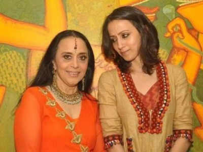 मेरी मां को पर्दे पर हमेशा वेश्या और नौकर ही बनाया, बॉलीवुड पर भड़की ईला अरुण की बेटी इश‍िता