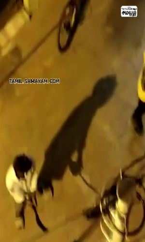 samayam/tamilnadu/kanyakumari/son-who-went-to-nagercoil-with-sickle-and-threatened-mother-and-sister-viral-video