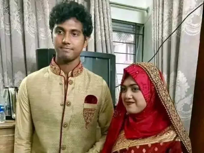 Hasan Mahmud With Wife