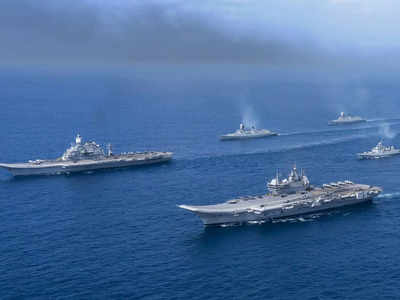 अरब सागर में दिखी नौसेना की ताकत, 35 एयरक्राफ्ट से के युद्धाभ्यास से उड़ेगी दुश्मनों की नींद!