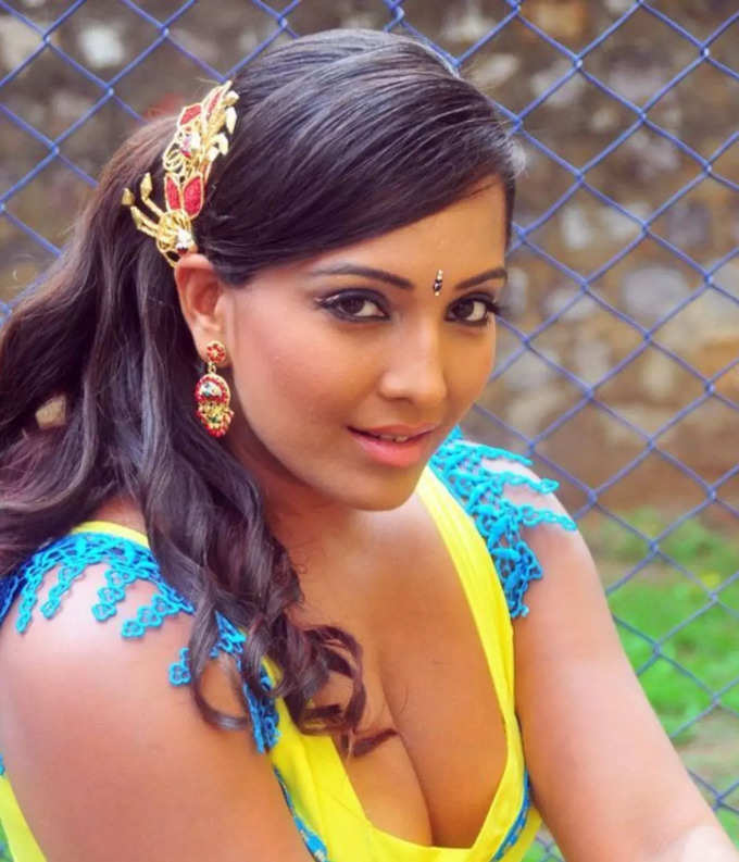 meghna naidu actress