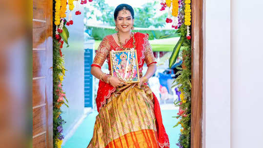 Himaja: నెరవేరిన హిమజ కల.. నాలుగంతస్తుల కొత్త ఇంటిలో దిగిన నటి 