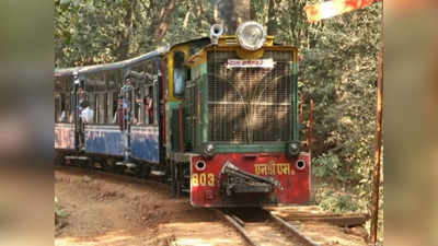 माथेरान की टॉय ट्रेन बनी मुंबईकरों की पहली पसंद, तीन महीने में रेलवे को हुई 1.01 करोड़ रुपये की बंपर कमाई
