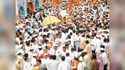Maharashtra News: मंदिर में जाने की जिद, पुलिस ने वारकरियों पर किया लाठीचार्ज, महाराष्ट्र में सियासत गर्म