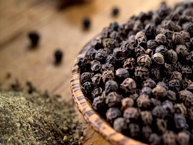Black pepper causes weight loss