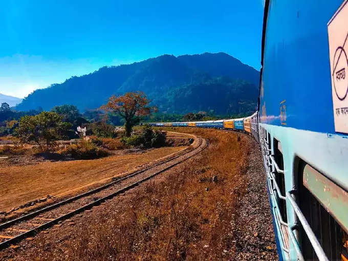 ভারত থেকে বাংলাদেশের ট্রেন ভাড়া