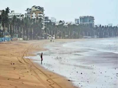 Mumbai Weather Alert : मोठी बातमी: मुंबईत समुद्र खवळला; चौपाट्यांवर जाण्यास मनाई, किती तारखेपर्यंत असणार बंदी?