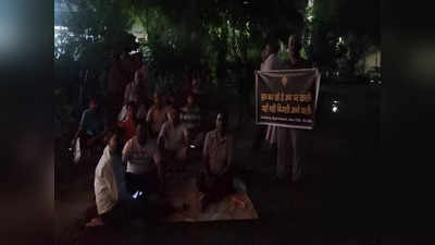 UP Bijli Katauti: प्रचंड गर्मी में भीषण बिजली कटौती से यूपी में हाहाकार, लोगों ने पार्कों में लगा लिए बिस्तर