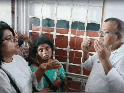 Chandauli: काशी दर्शन को आए 21 दक्षिण भारतीय यात्रियों की छूटी ट्रेन तो किया हंगामा, रेलवे स्टाफ को बनाया बंधक