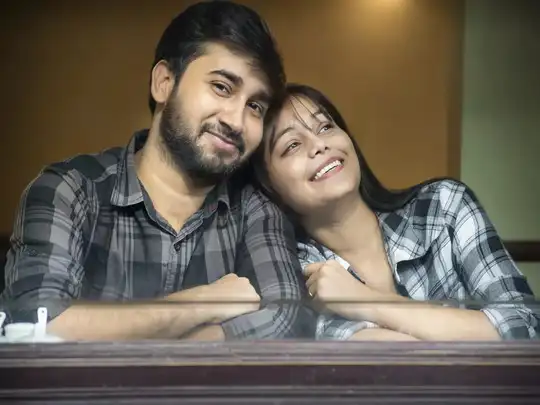 ৪. কফি ডেটে যেতে হবে মশাই​