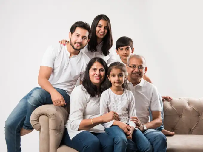 फैमिली बैकग्राउंड के बारे में गलत जानकारी