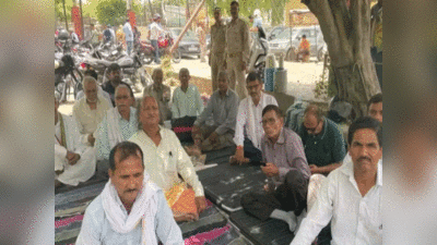 Agra Crime News: ताजमहल में आत्मदाह करेंगे 5 किसान, 14 साल से लड़ रहे हैं हक की लड़ाई