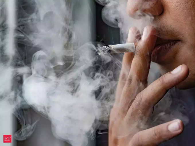 ​सिगरेट पीकर फेंकने पर 3 लाख का जुर्माना​