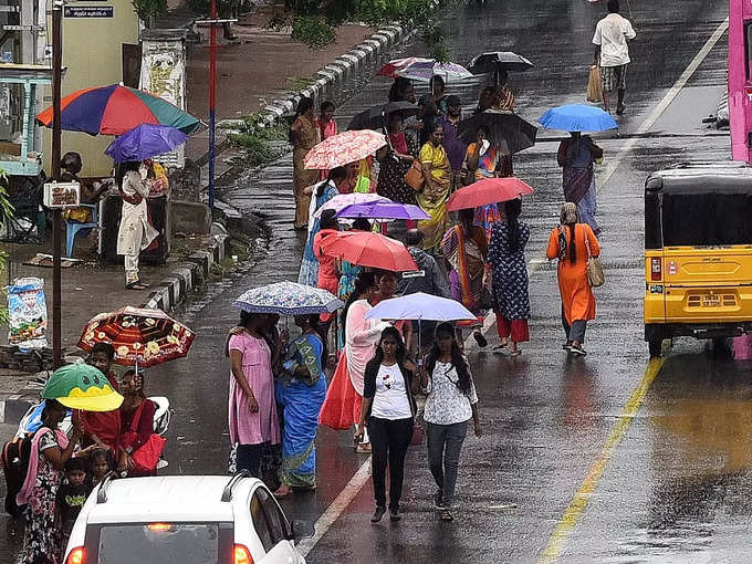 चेन्नई : उपनगरीय इलाकों में भारी बारिश, स्कूल बंद