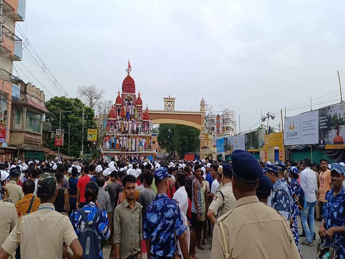 ​৫০ ফুট উচ্চতার  ১২৫ টনের সেই লোহার রথ