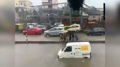 दर्जनों गाड़ियां बंद, दिल्ली-जयपुर हाइवे पर 5 किमी लंबा जाम... मॉनसून से पहले ही बारिश में डूबा गुरुग्राम