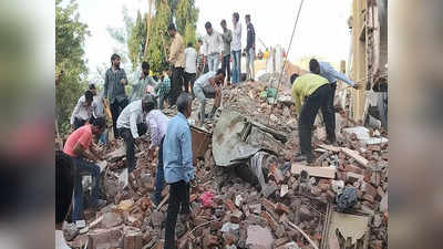 building collapse: જામનગરમા 3 માળની આખી બિલ્ડિંગ ધરાશાયી, 3નાં મોત, પાંચ લોકો ઈજાગ્રસ્ત 