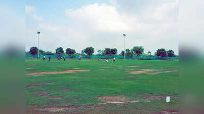 અમદાવાદ: ક્રિકેટ રમવા ખેતરો ભાડે આપવાનો ટ્રેન્ડ શરૂ, મેચ રમવા પ્રતિ કલાક 4000 સુધીનું ભાડું