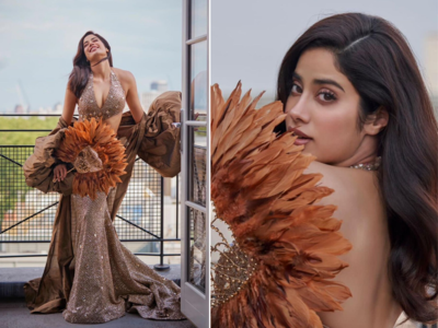 Janhvi Kapoor Photos: એનિમલ ચેરિટી ઇવેન્ટમાં જ્હાનવી કપૂરે પહેર્યું મહારાજા માસ્ક, બોલ્ડ નેકલાઇન ગાઉનમાં Glam લૂક 