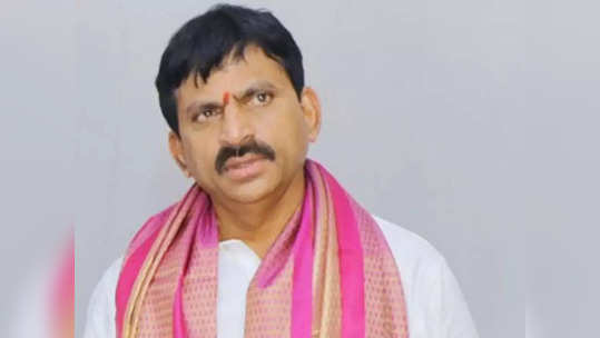 Ponguleti Srinivas Reddy: ఖమ్మం బహిరంగ సభ వేళ పోస్టర్ల కలకలం.. కన్నీళ్లు పెట్టుకున్న పొంగులేటి 