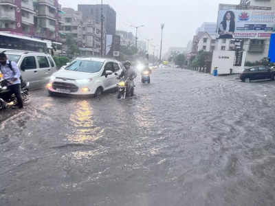Gujarat Rain: ગુજરાતમાં ભારે વરસાદ બાદ 24 કલાકમાં 12 લોકોનાં મોત, સૌરાષ્ટ્ર-દક્ષિણ જળબંબાકાર