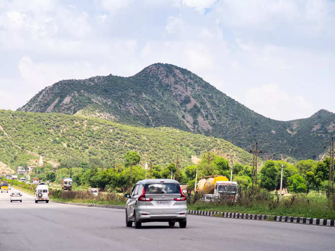 ಸುರಕ್ಷಿತ ಅಂತರ