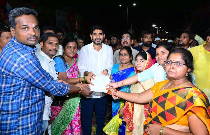 నెల్లూరులో నారా లోకేష్ పాదయాత్రకు క్రేజ్